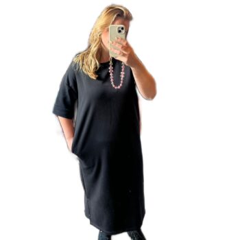 Jurk korte mouw en ronde hals